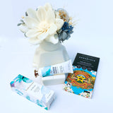 Lady in Blue | Preserved Flowers, Handcream & Chocolate Gift