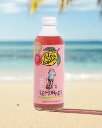 Pete’s Natural Pink Lemonade – a refreshing, fair trade drink with no nasties and less sugar. The perfect gift box add-on for a fruity twist.