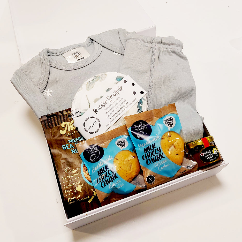 Welcome to the World- Bodysuit, Leggings & Breastpads Baby Gift Box